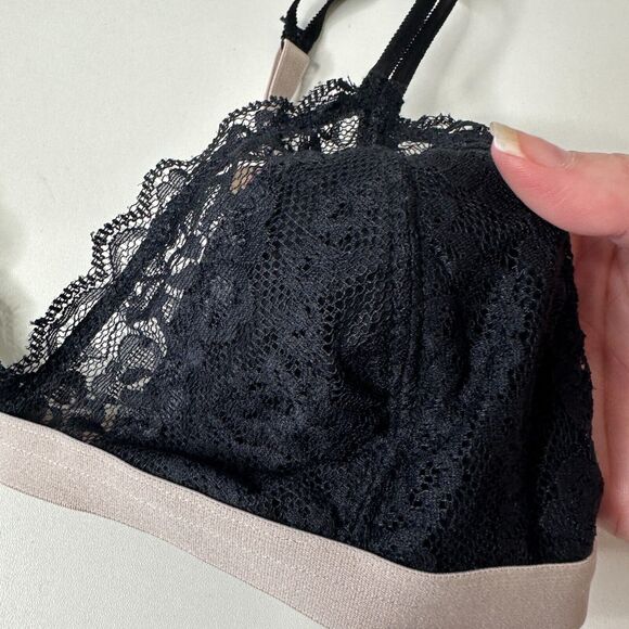 Black With Nude Edging Triangle Lace Bralette Adj Straps Hook & Eye Close Large - Picture 2 of 12